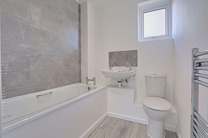 Foxholme Road, Hull 2 bed apartment £67,500