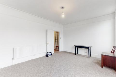 2 bedroom flat to rent, Mortimer Road, Kensal Rise, London