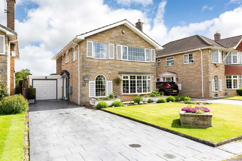 Huntsmans Lane, Stamford Bridge 4 bed detached house £435,000