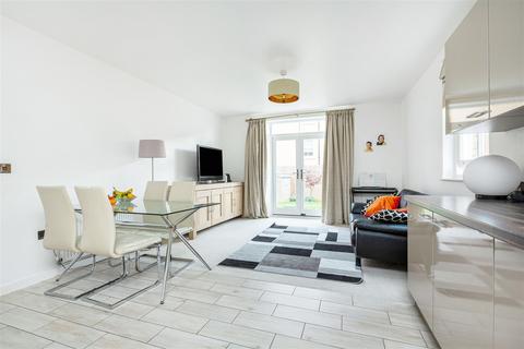 3 bedroom flat for sale - Ambrose House, Chambers Park Hill, Wimbledon