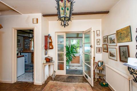 The Firs Westerham Road, Keston, BR2 6HE
