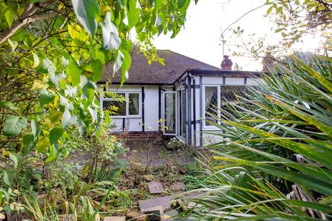 The Firs Westerham Road, Keston, BR2 6HE