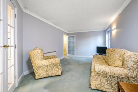2 bedroom retirement property for sale - Archers Court, Salisbury