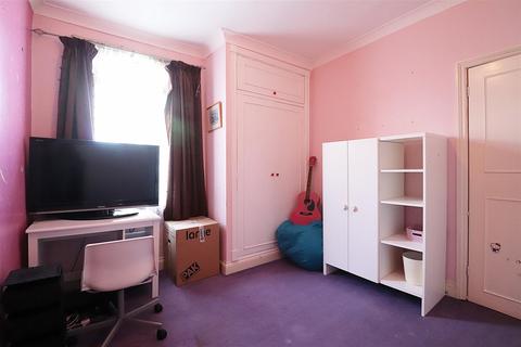 117 Upper Wickham Lane, Welling, DA16 3AQ