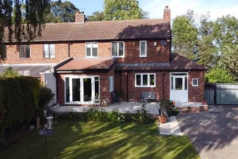 Croftwood Green Lane, Skellow, Doncaster, DN6 8JY