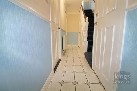 9 Tyas Road, London, E16 4JL