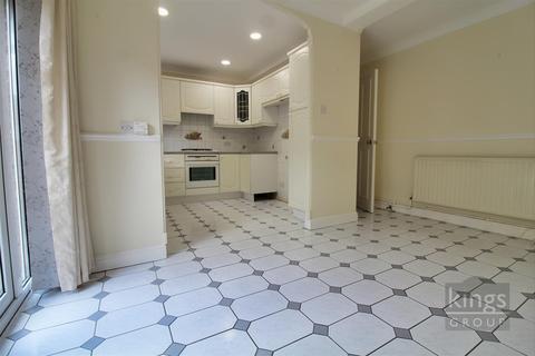 9 Tyas Road, London, E16 4JL