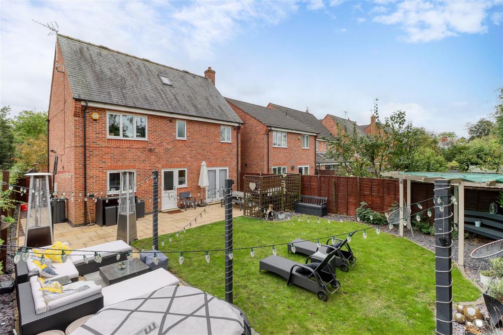 Hickling Close, Rothley 5 bed detached house £549,950