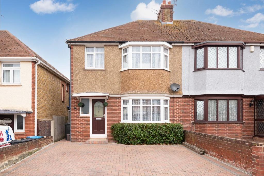 Drapers Avenue, Margate 3 bed house £335,000