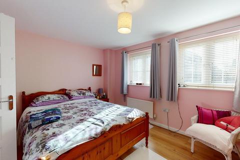 3 bedroom semi-detached house for sale - Colmanton Grove, Sholden, Deal