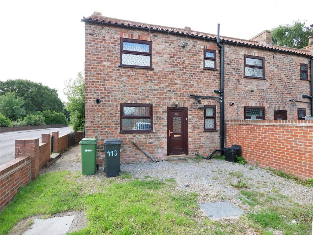 Strensall Road, York 3 bed terraced house £800 pcm (£185 pw)
