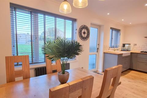 12 The Chase, Brackla, Bridgend, CF31 2JH