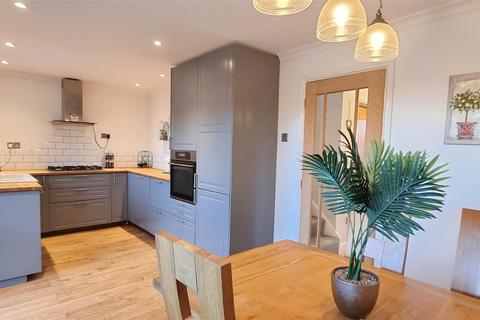 12 The Chase, Brackla, Bridgend, CF31 2JH