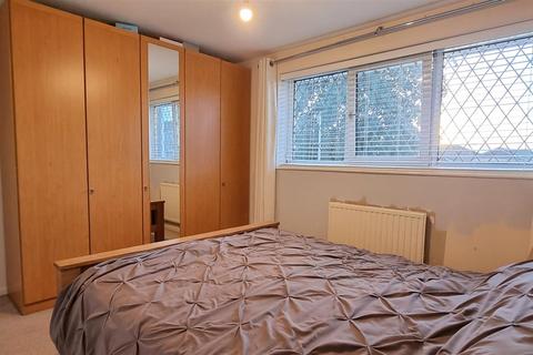 12 The Chase, Brackla, Bridgend, CF31 2JH
