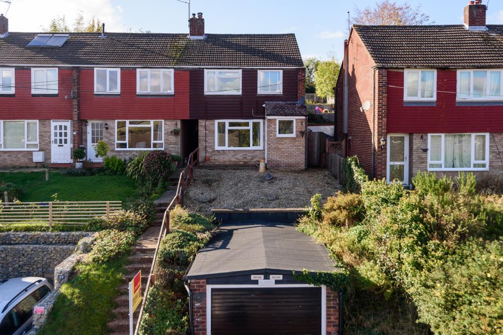 Chesham, Buckinghamshire, HP5 3 bed end of terrace house £400,000