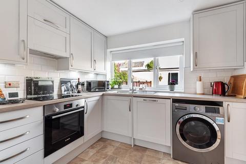 30 Crawley Road, Witney, OX28 1HT