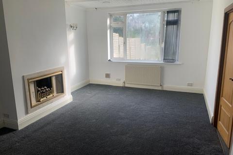 3 bedroom semi-detached house to rent, Maple Avenue, Winton M30 8JU