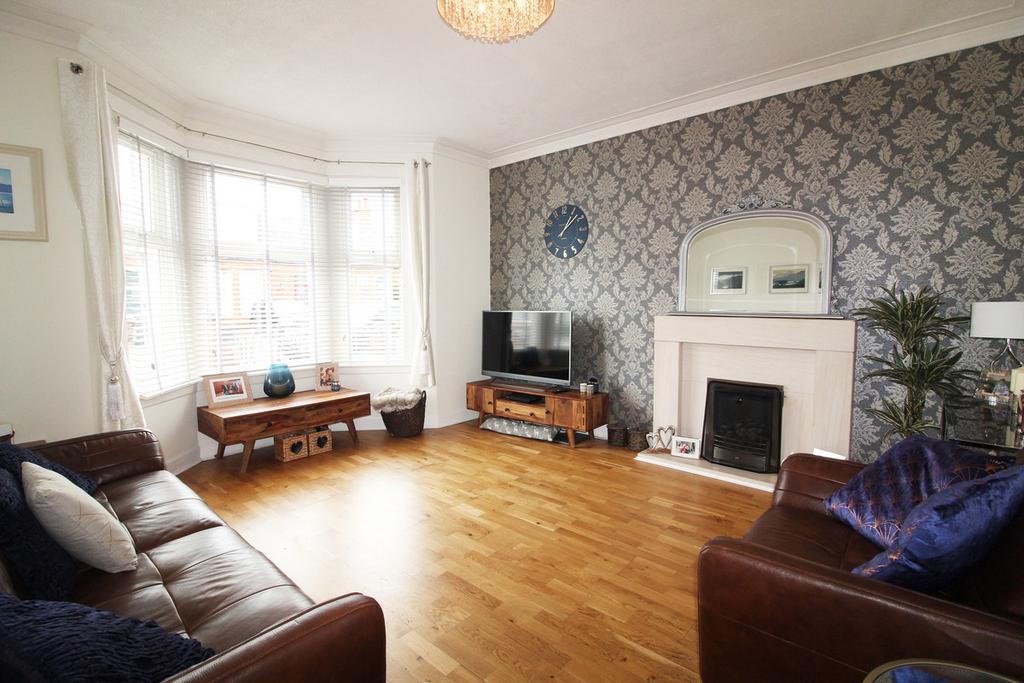Briarhill Road, Prestwick, KA9 4 bed bungalow £240,000