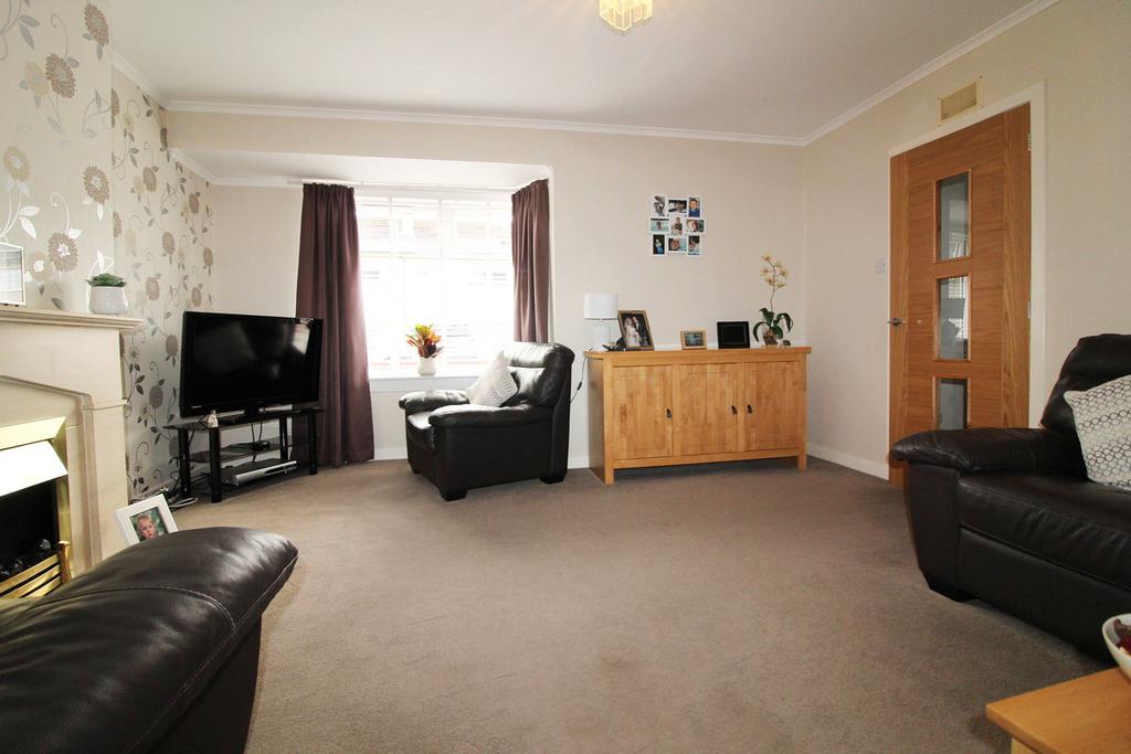 Orangefield Drive, Prestwick, KA9 3 bed terraced house £135,000
