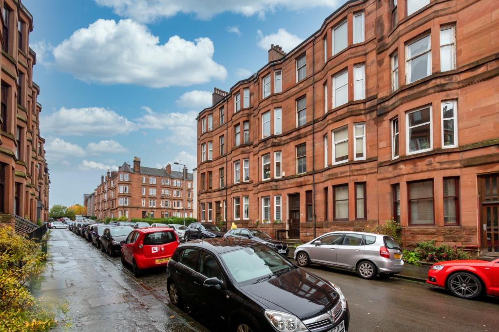 Kildonan Drive, Flat 0/1, Partick... 1 bed flat £105,000