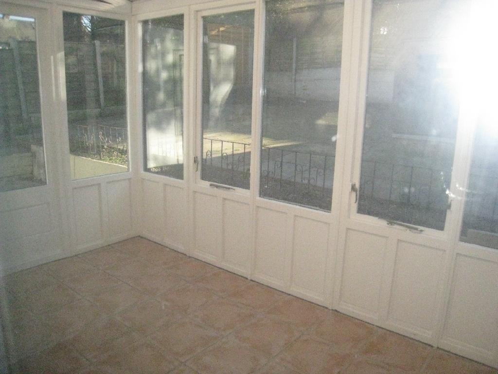 Hempcroft Road, Timperley, WA15 3 bed terraced house £1,000 pcm (£231 pw)