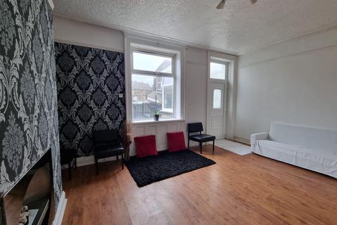 3 Mannheim Road, Bradford, BD9 5DX
