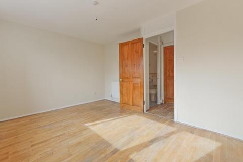 229 Gurney Close, Barking, IG11 8LB