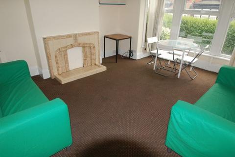 1 bedroom in a house share to rent, Manor Terrace, Leeds LS6