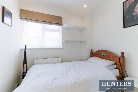 22 Badgers Copse, Worcester Park, KT4 7EZ