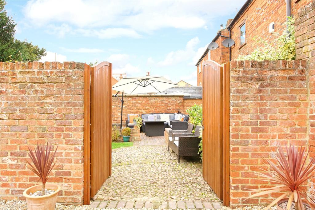 Double Gates