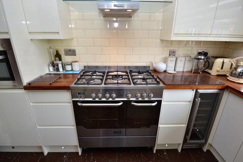 44 Burnhead Road, Glasgow, G43 2SU