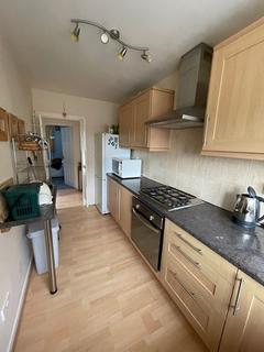 2 bedroom flat to rent, Cairncry Road, Aberdeen AB16