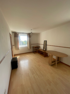 2 bedroom flat to rent - Cairncry Road, Aberdeen AB16