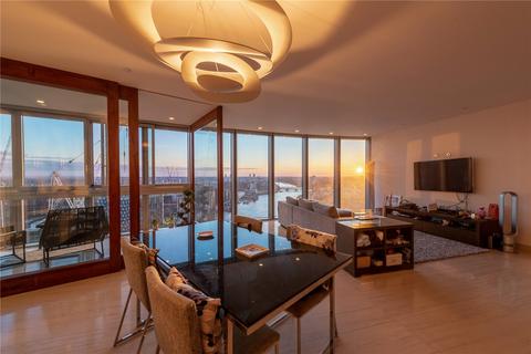 2 bedroom apartment for sale - The Tower, 1 St. George Wharf, SW8