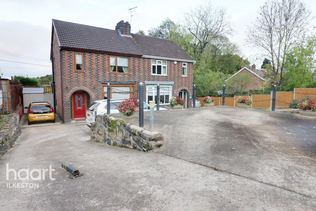 Hassock Lane North, Heanor 3 bed semidetached house £245,000