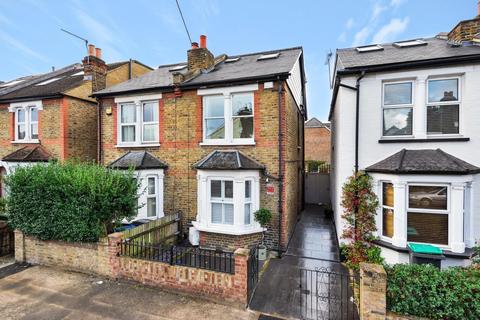 65 Clifton Road, Kingston Upon Thames, KT2 6PJ