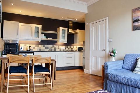 1 bedroom flat to rent, Logie Green Road, Canonmills, Edinburgh, EH7