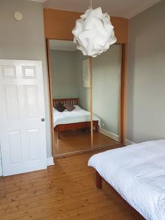 1 bedroom flat to rent, Logie Green Road, Canonmills, Edinburgh, EH7