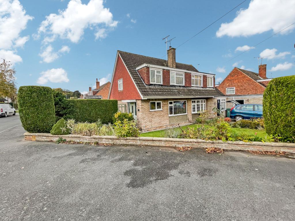 Priory Walk, Leicester Forest East, Leicester 3 bed semidetached house
