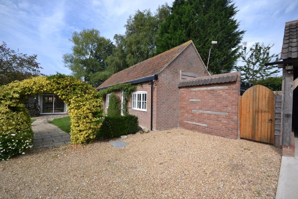 Fiddleford, Sturminster Newton, Dorset, DT10 2 bed cottage to rent £