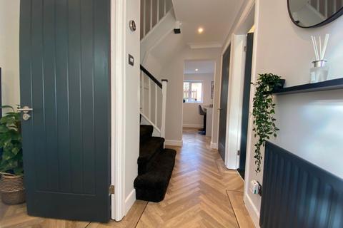 34 Barn Owl Close, Northampton, NN4 0UA