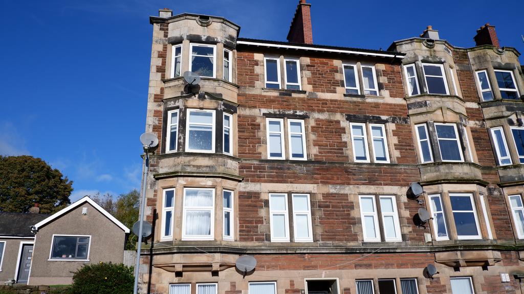 Graham Street, Barrhead G78 1 bed detached house £62,500