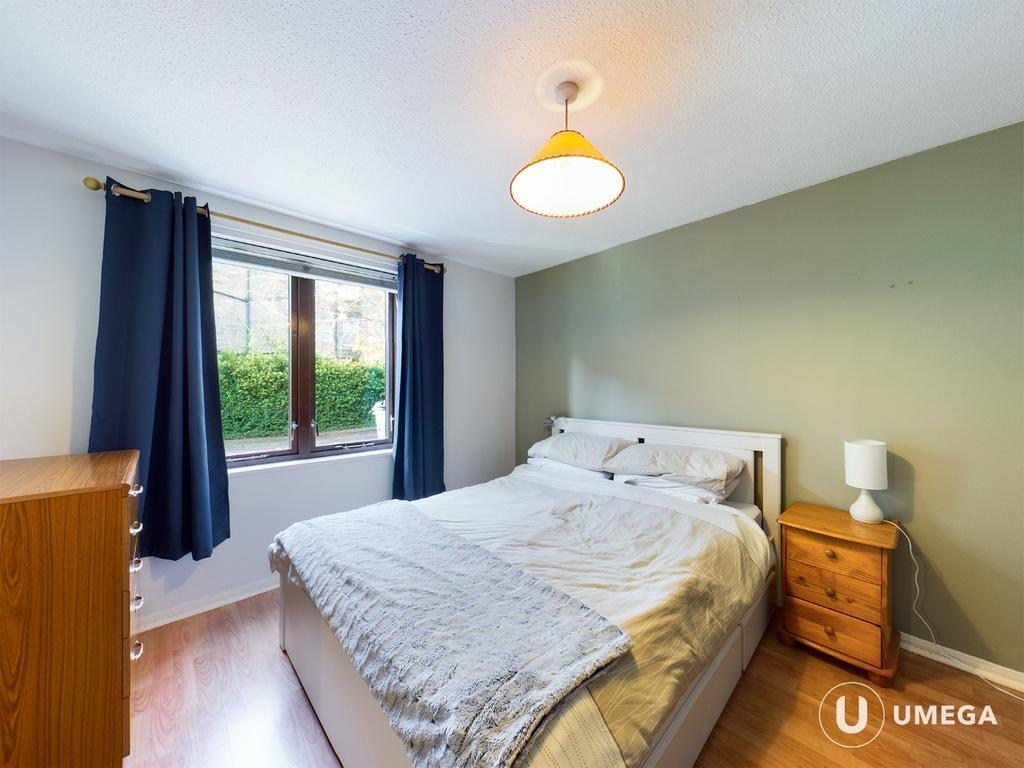 New Orchardfield, Leith Walk, Edinburgh, EH6 2 bed flat £995 pcm (£