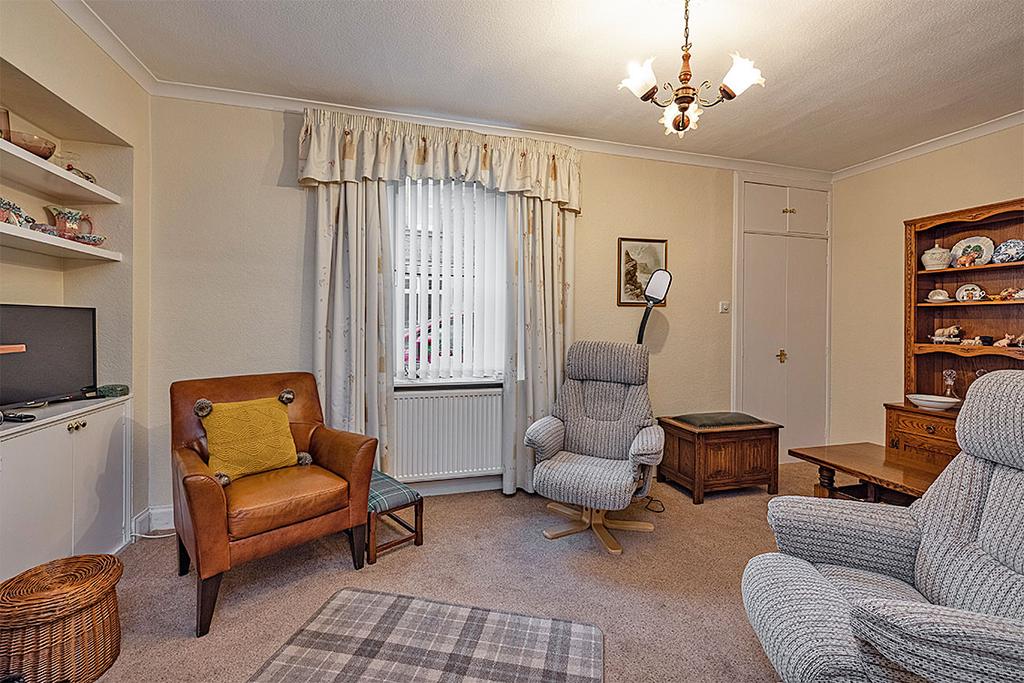 24 Kilncroft, Selkirk TD7 5AQ 2 bed terraced house £125,000