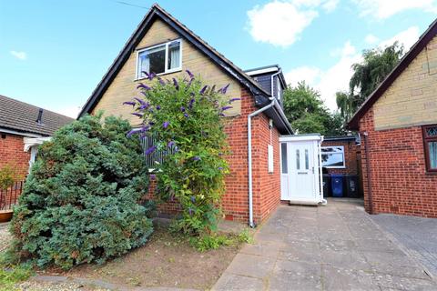 4 bedroom semi-detached house to rent, Hawkstone Close, Newcastle-under-Lyme, ST5