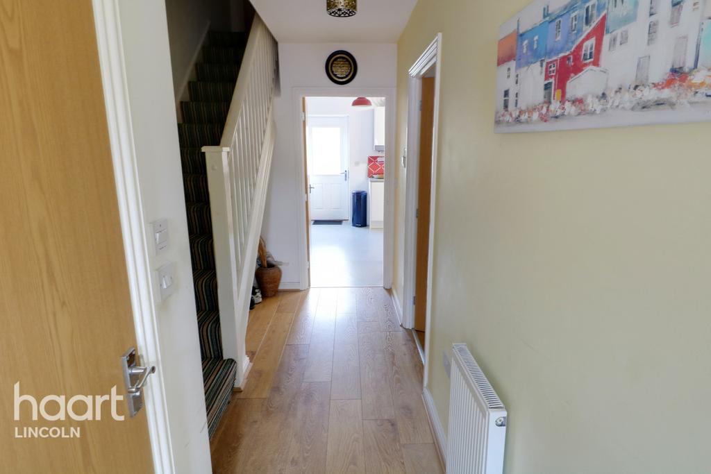 Iris Crescent, Lincoln 3 bed terraced house £190,000