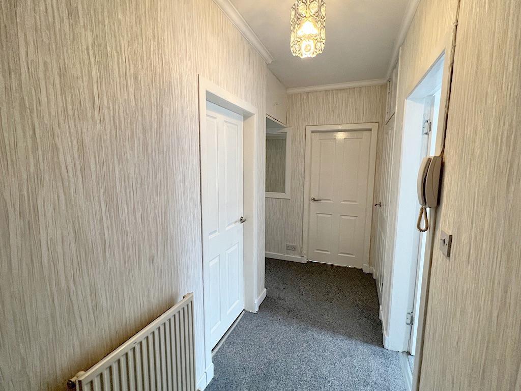 Ardbeg Street, Glasgow G42 3 bed flat £139,995