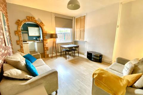 Enderley Street, Newcastle-under-Lyme, ST5