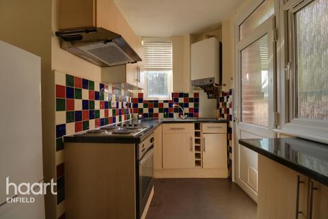 2 bedroom maisonette to rent, Myddelton Avenue, Enfield, EN1