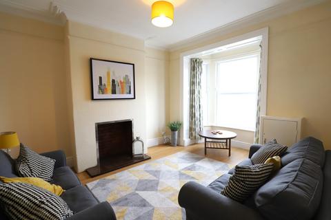 4 bedroom terraced house to rent - Liverpool Road, Newcastle-under-Lyme, ST5